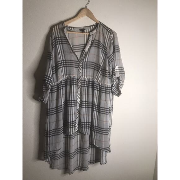 Torrid Lexie Blouse Womens Size 2X Hi Low Tunic Top Plaid Chiffon - Picture 2 of 6